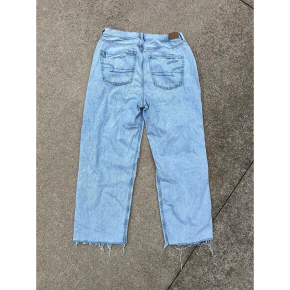American Eagle Light Wash Zip Fly 5-Pocket Raw Hem Baggy Jean Size 14 Regular - Picture 7 of 8